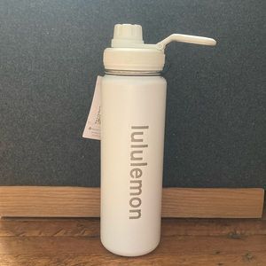 Brand new lululemon Back to Life Sport Water Bottle